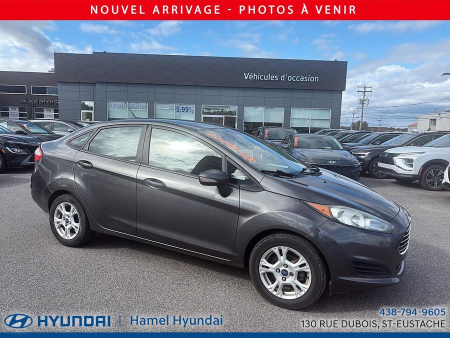 Ford Fiesta SE 2015 Gris