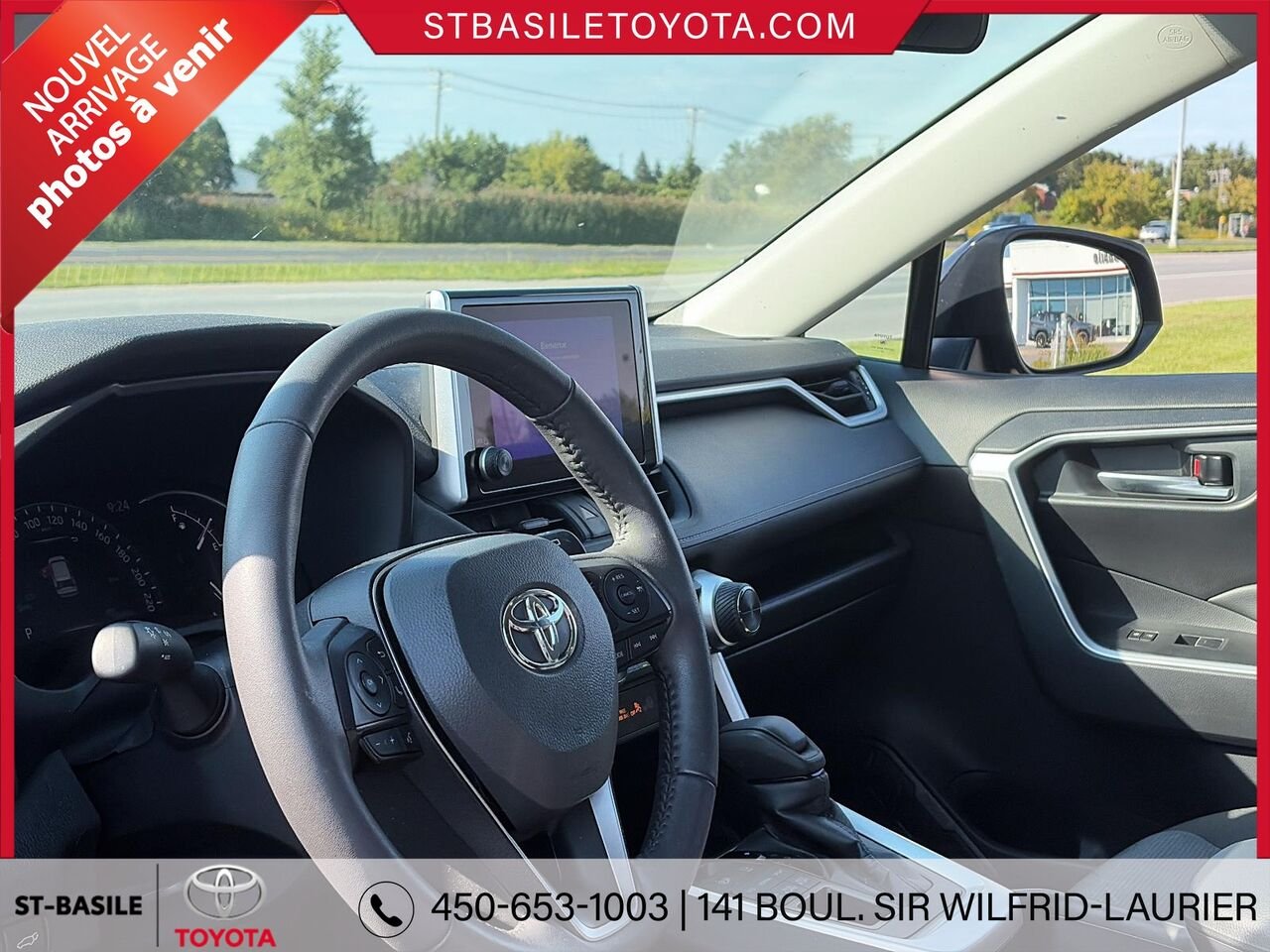 TOYOTA RAV4 2024 Bleu Saint-Basile-le-Grand - photo #5