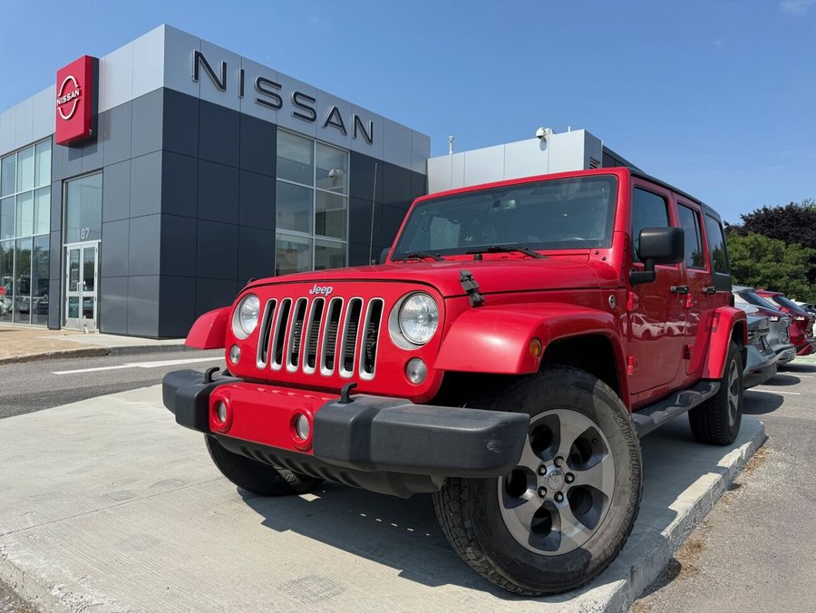 Jeep Wrangler Unlimited Modèle Sahara 4 portes traction intégrale 2017 Rouge
