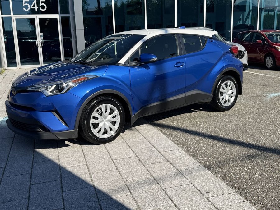 2019 Toyota C-HR 2019 Blue