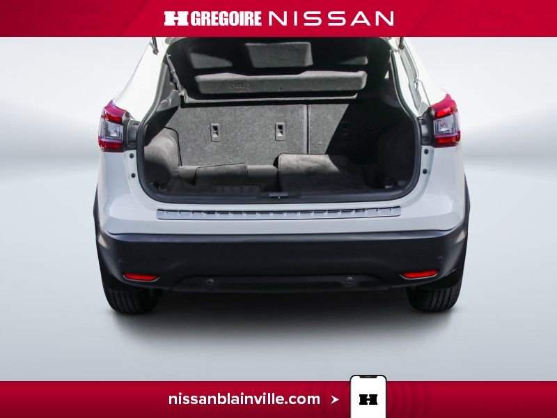 2023 Nissan Qashqai White Laval - photo #12
