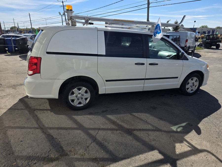 2013 Ram Fourgon cargo 2013 White