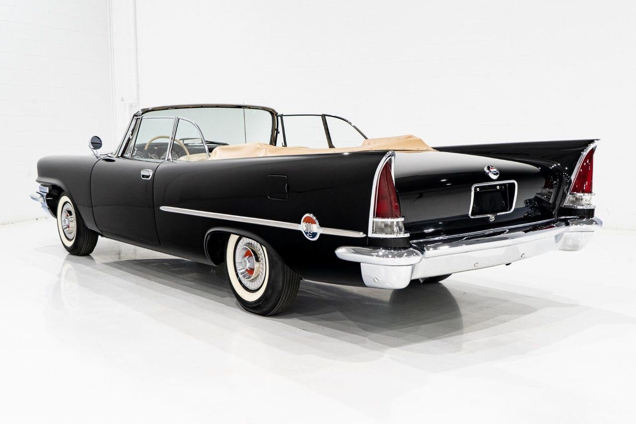 Chrysler 300C 1 of 474 convertibles produced **PRICE IN USD** 1957 Noir Montréal - photo #1