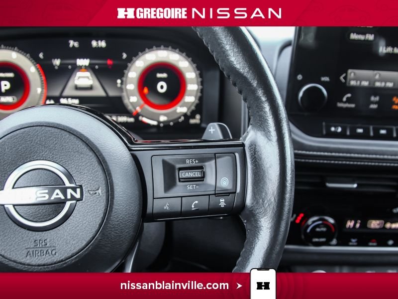 2023 Nissan Rogue Grey Saint-Eustache - photo #17