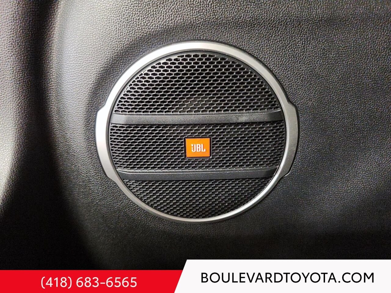 2022 Toyota Corolla Cross 100455A-22 | XLE, AWD Silver Québec - photo #11