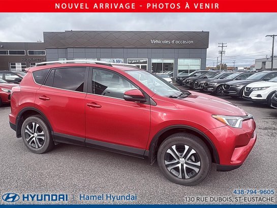 Toyota RAV4 LE fwd 2016 Rouge