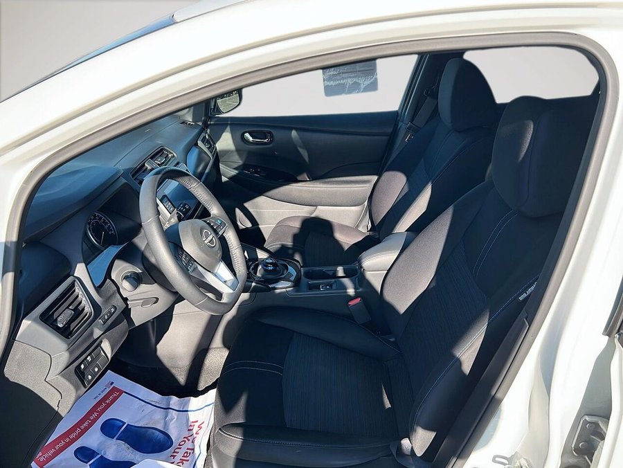 2024 Nissan LEAF SV PLUS SV PLUS à hayon White