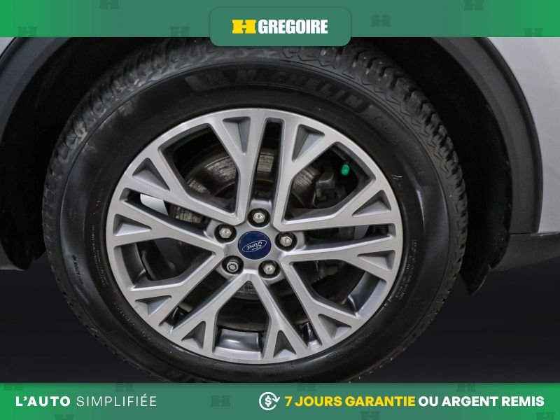 2022 Ford Escape Grey Laval - photo #30