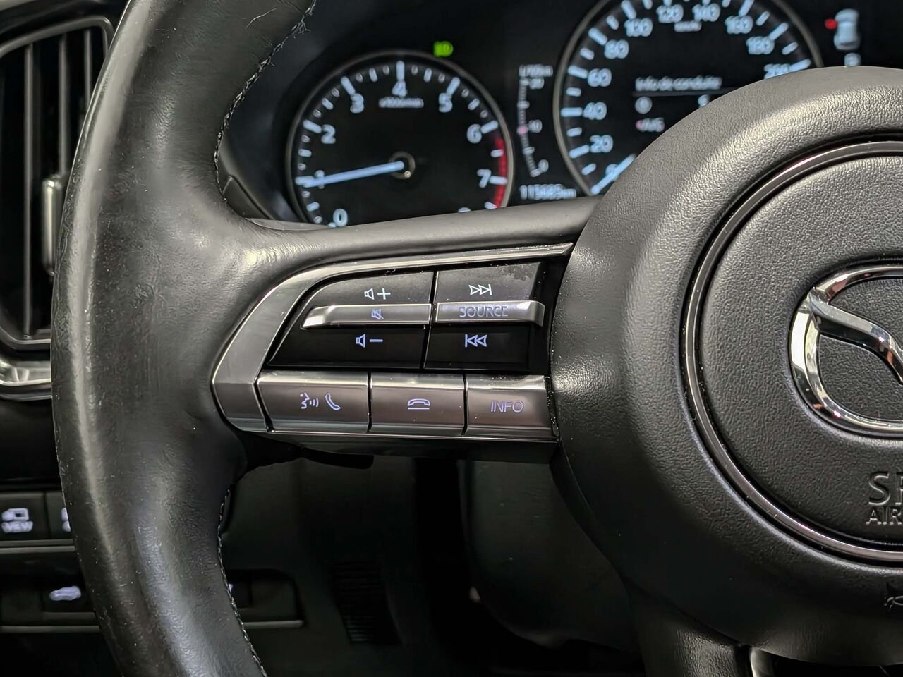 2024 Mazda CX-50 AWD GT Toit Ouvrant Volant et Sièges Chauffants Black Sherbrooke - photo #18