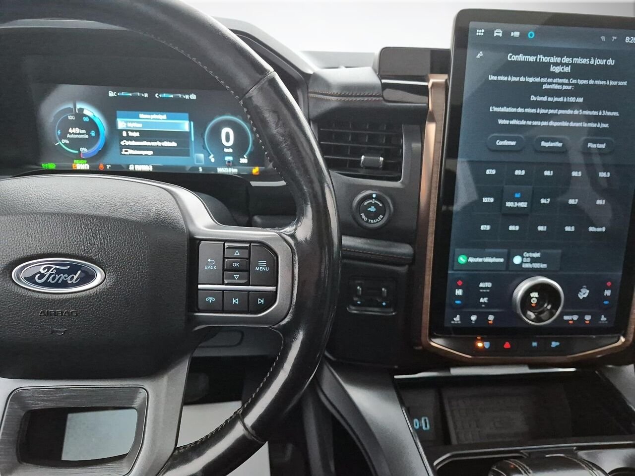 2022 Ford F-150 Lightning White Saint-Jérôme - photo #31