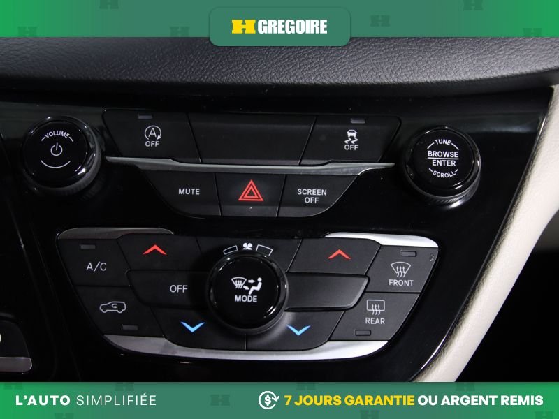 2022 Chrysler Grand Caravan Black Saint-Eustache - photo #20