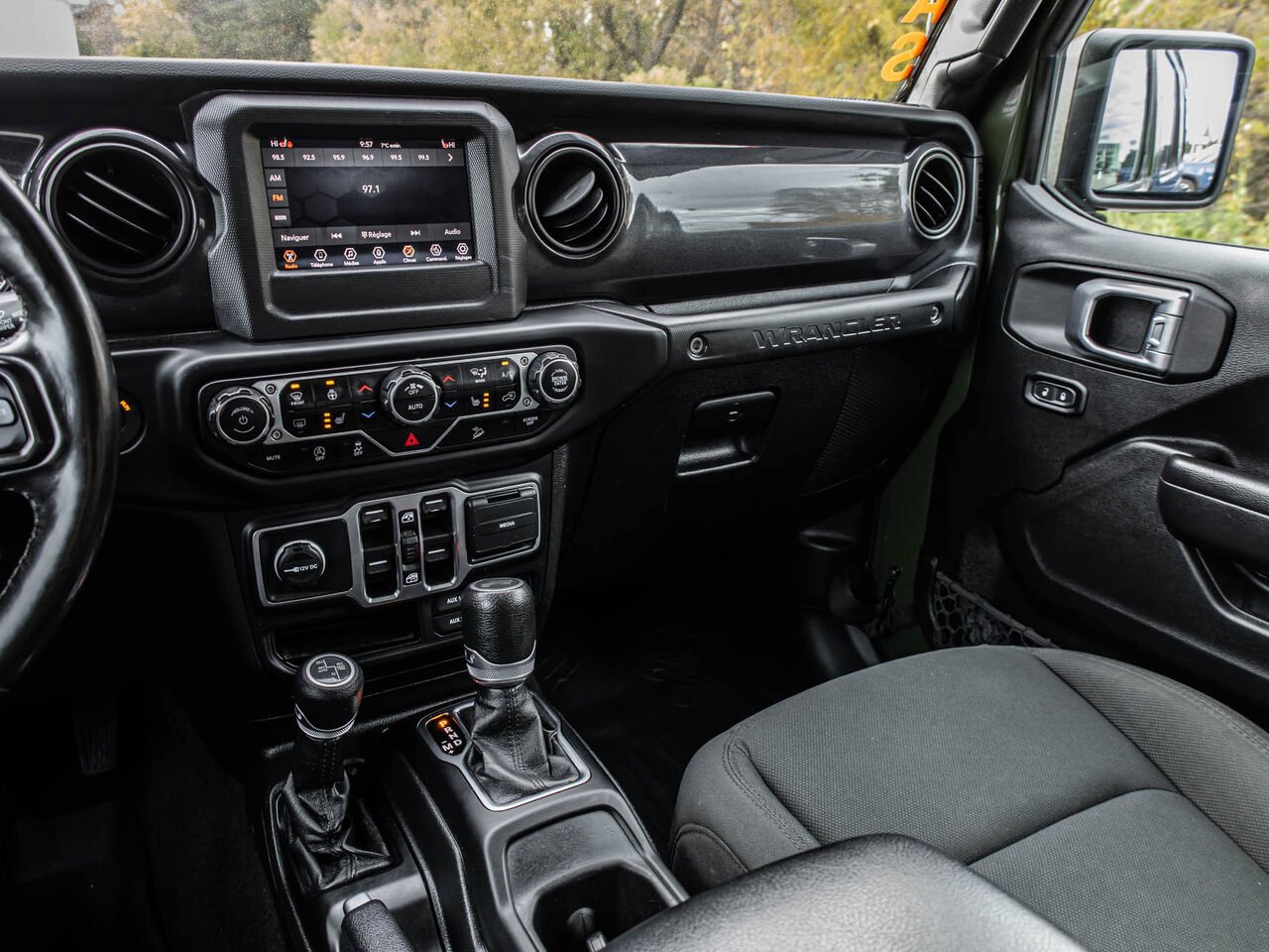 2021 Jeep Wrangler Green Sainte-Julienne - photo #18