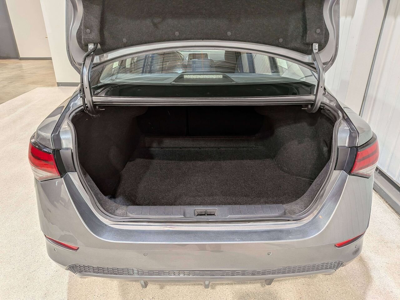 Nissan Sentra S Plus CVT 2023 Gris Val-David - photo #8