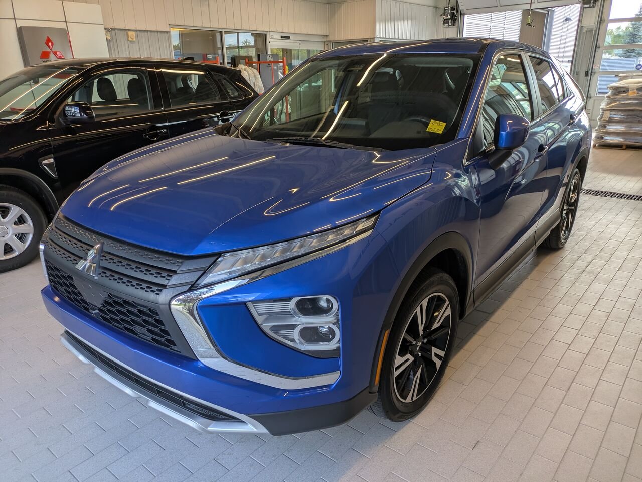 Mitsubishi Eclipse Cross 2024 Bleu Gatineau - photo #1