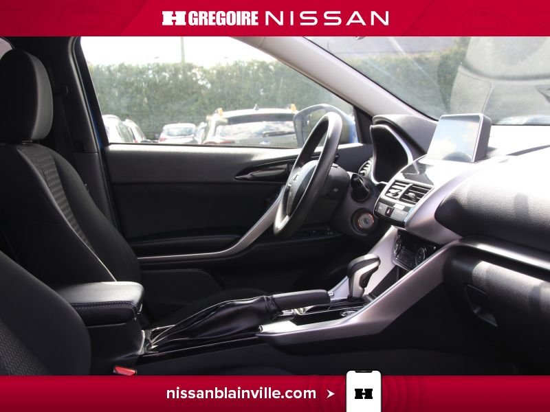 Mitsubishi Eclipse Cross 2020 Bleu Laval - photo #22
