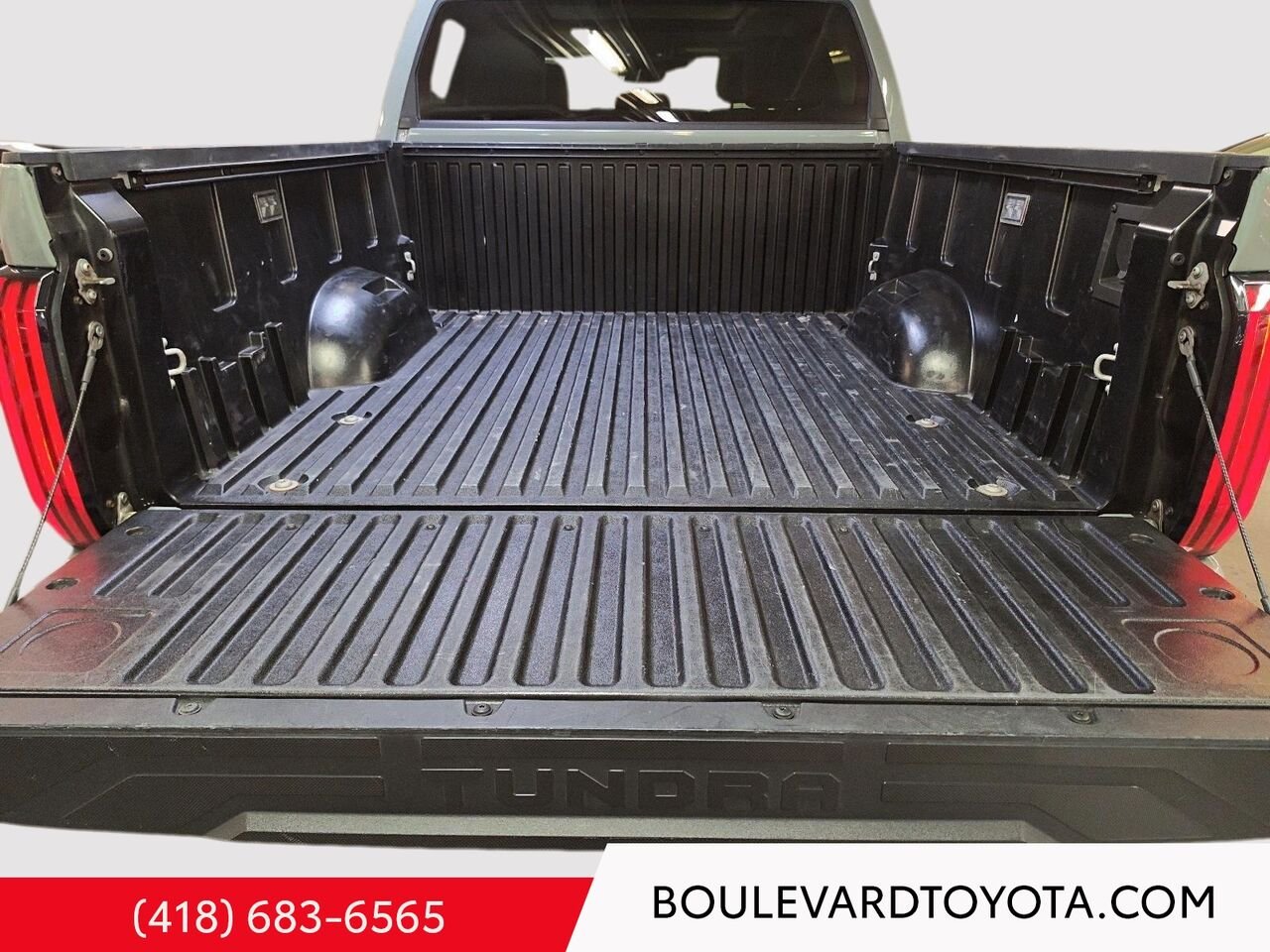 Toyota Tundra 99620A-112 | LIMITED HYBRIDE CREWMAX 4X4 2023 Vert Québec - photo #23