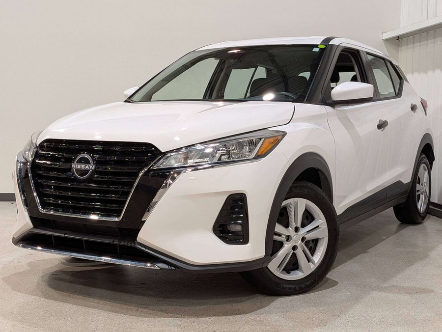 2024 Nissan Kicks S FWD White