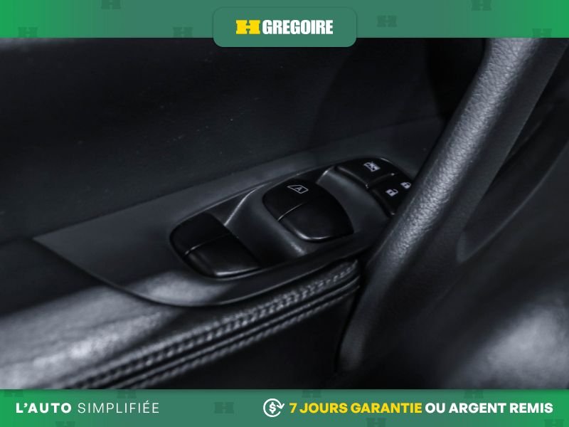 2020 Nissan Rogue Red Laval - photo #15