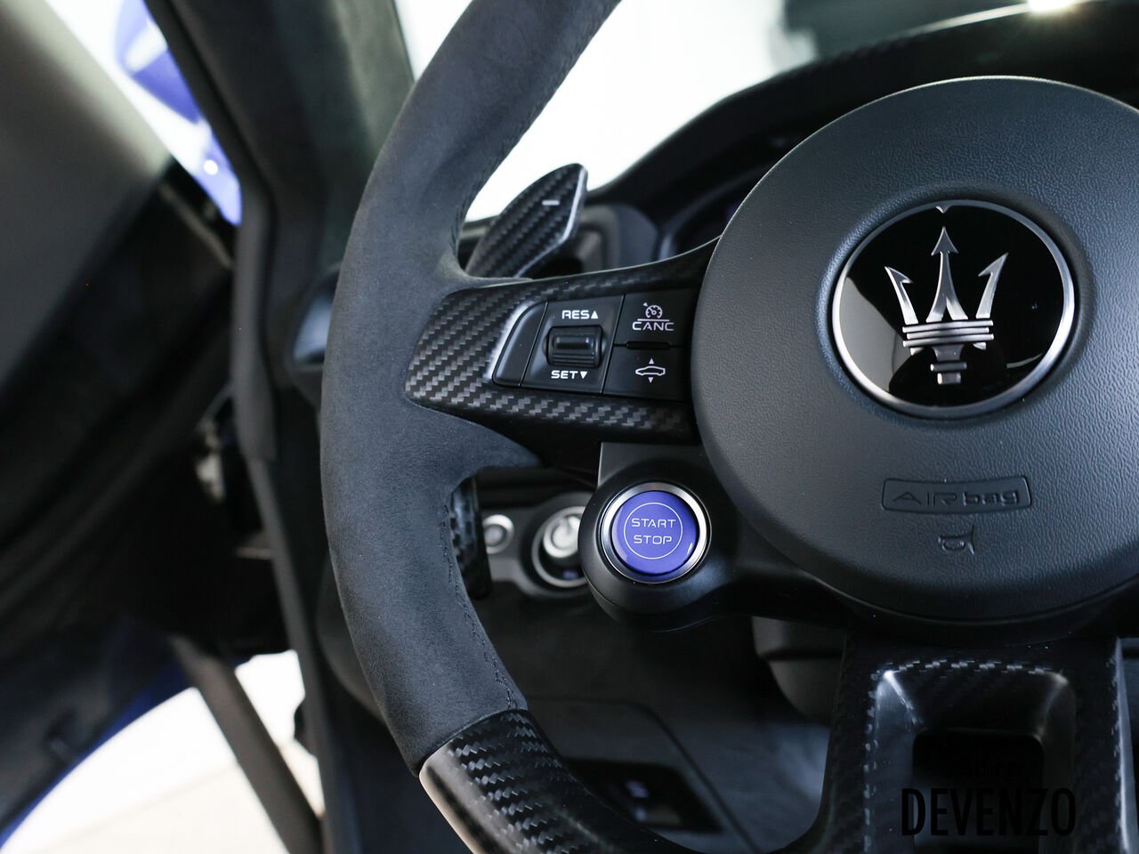 2023 Maserati MC20 Blue Saint-Eustache - photo #14