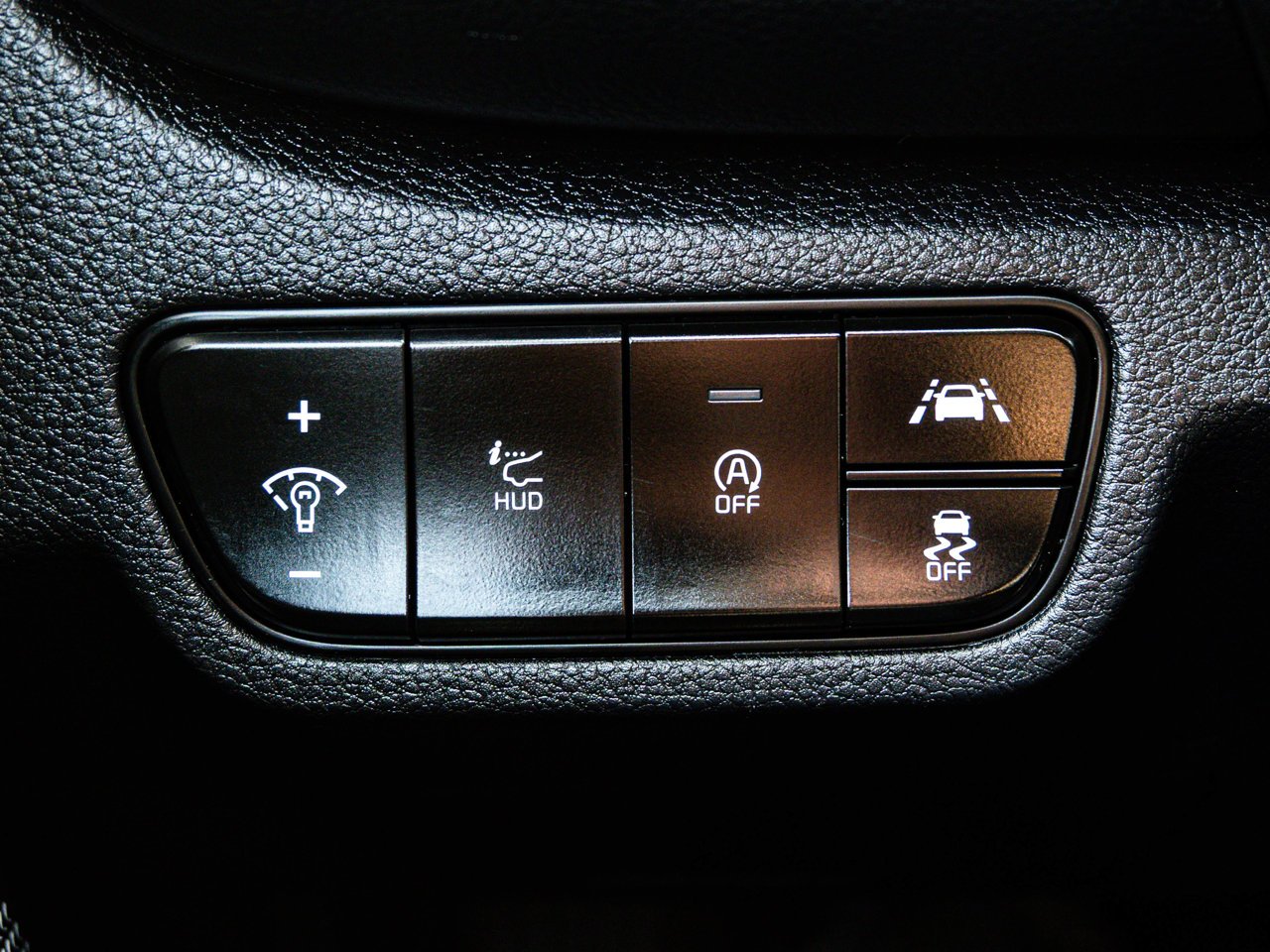 2021 Kia Seltos SX Turbo AWD Orange Sherwood Park - photo #33