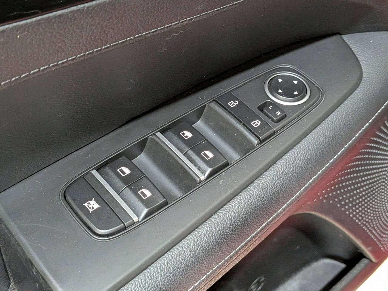 Kia Forte EX Premium IVT 2023 Rouge Val-David - photo #32