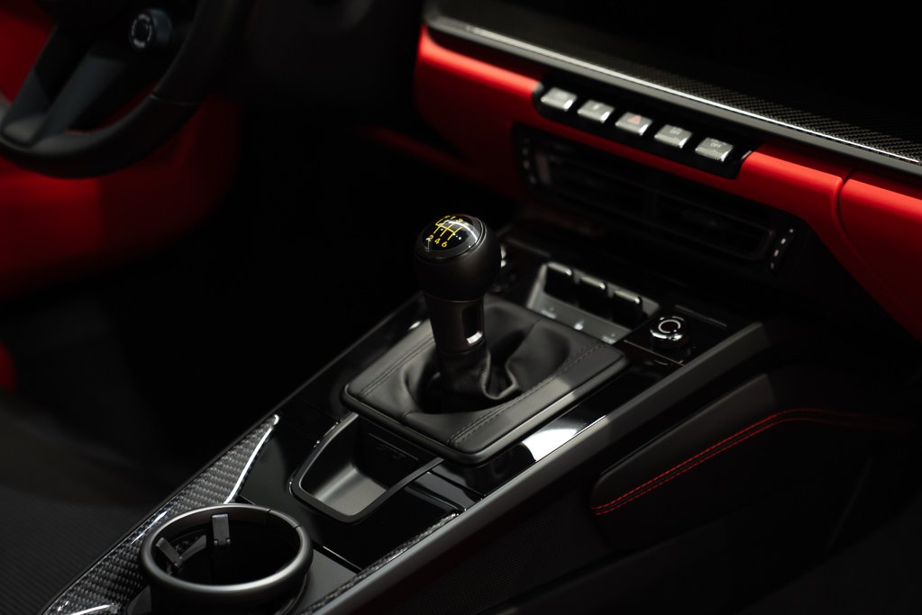 2024 Porsche 911 GT3 Touring White Kirkland - photo #22