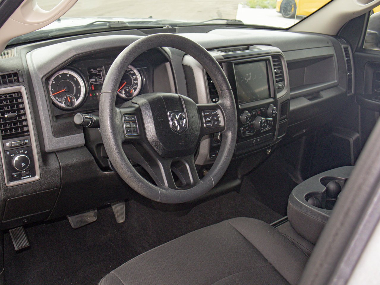 2020 Ram 1500 Classic Express 4x4 Crew Cab 5'7 Box Grey Sherwood Park - photo #19