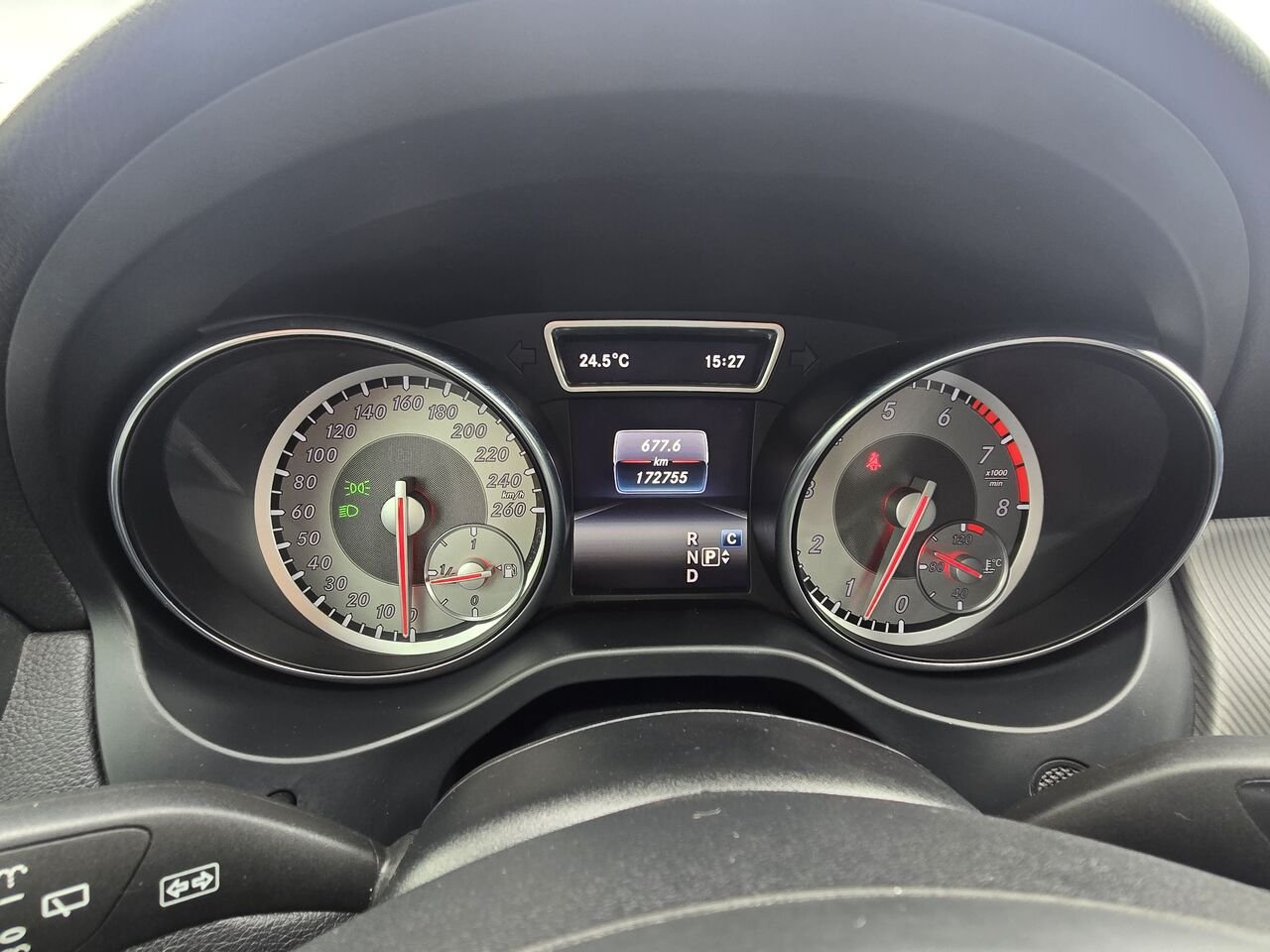 Mercedes-Benz GLA GLA 250 4 portes 4MATIC 2017 Blanc Laval - photo #9