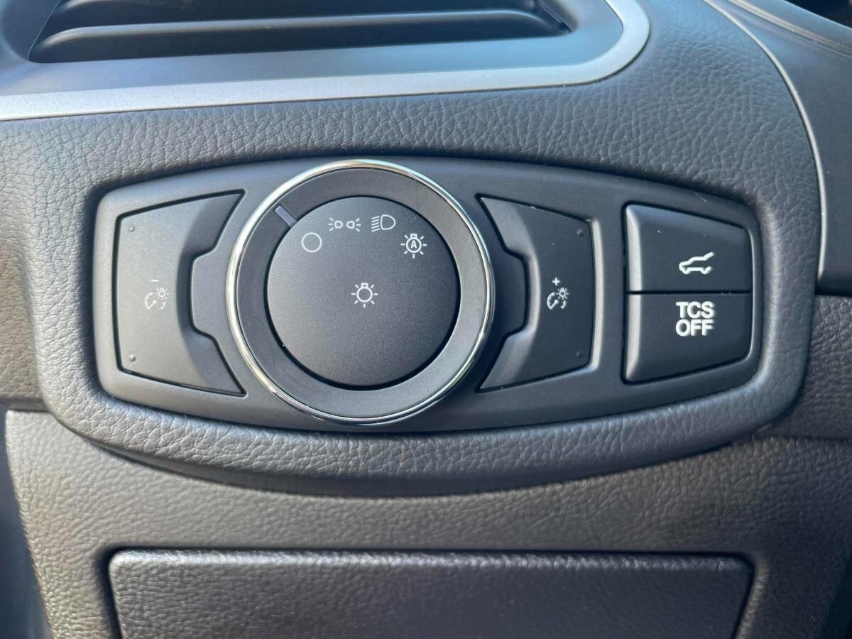 Ford Edge 2022 Gris Donnacona - photo #19