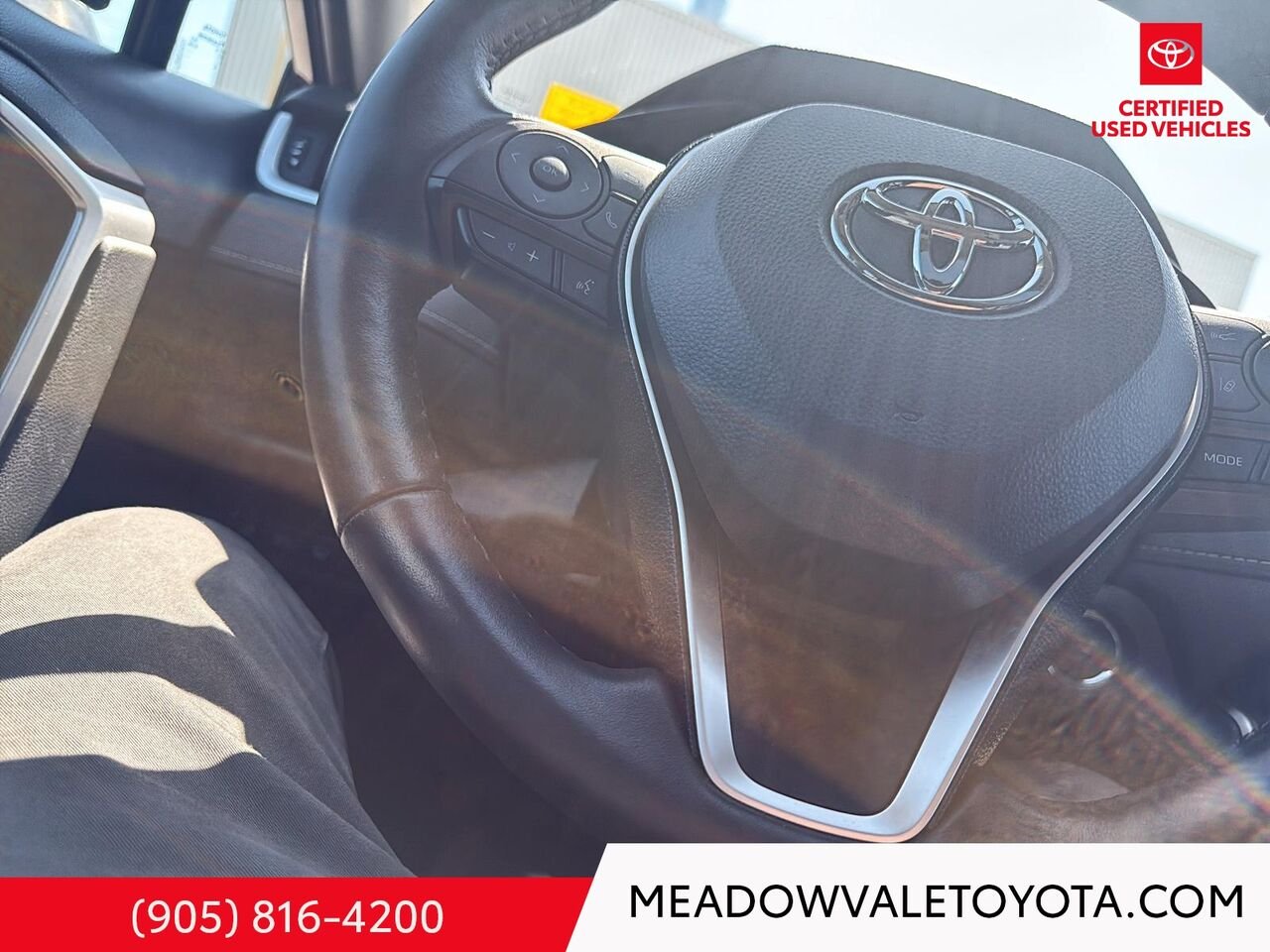 2020 Toyota RAV4 Sunroof, Back up Camera, Push Button Start Midnight Black Metallic Mississauga - photo #13