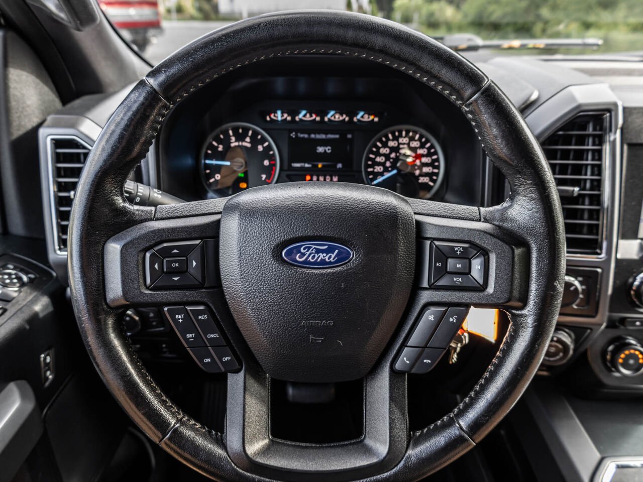 2018 Ford F-150 Grey Sainte-Julienne - photo #14