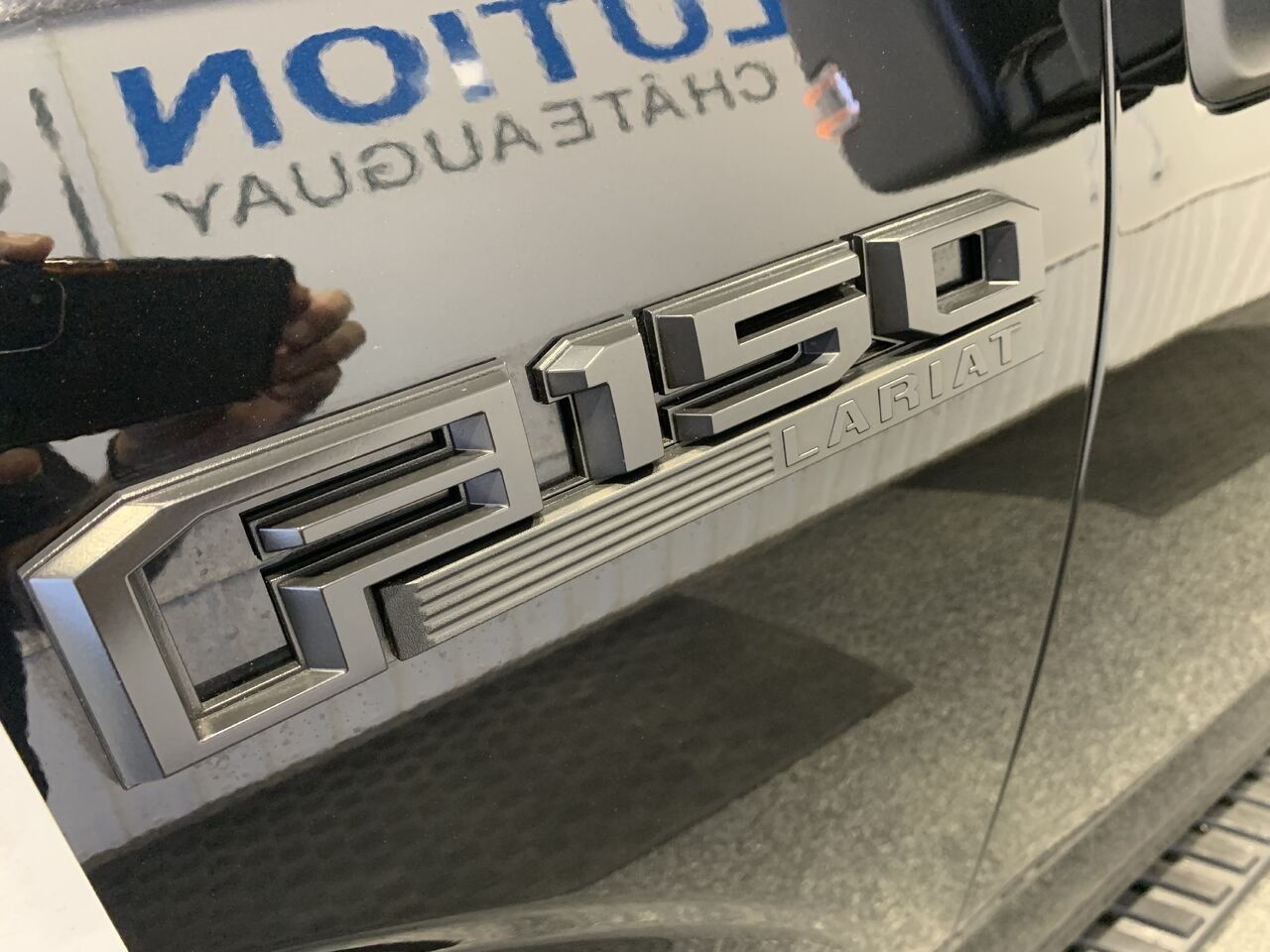2020 Ford F-150 LARIAT Black Châteauguay - photo #3