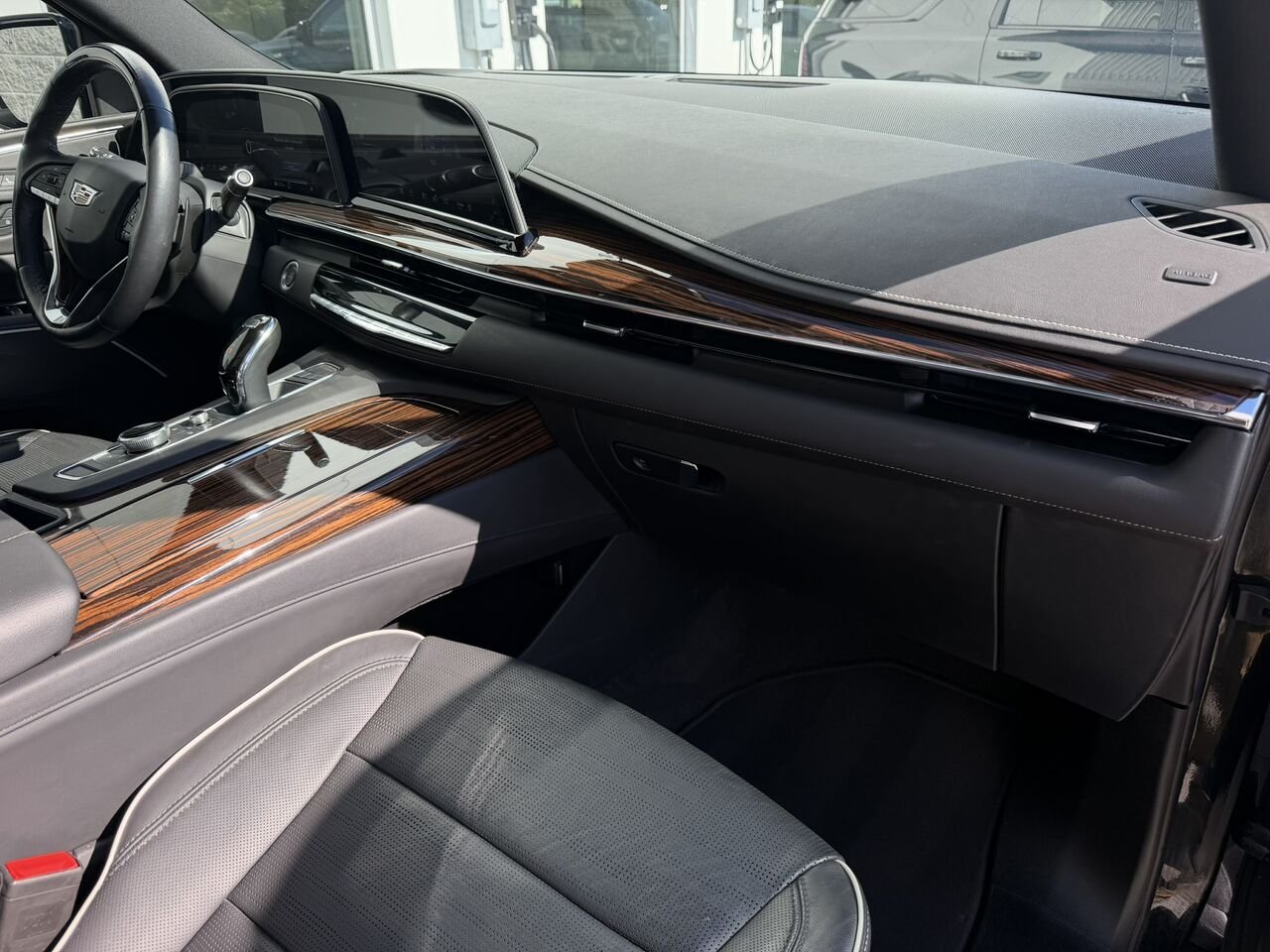 Cadillac Escalade PREMIUM LUXURY 4X4 FINANCEMENT À PARTIR 3.99% 2023 Noir Laval - photo #8