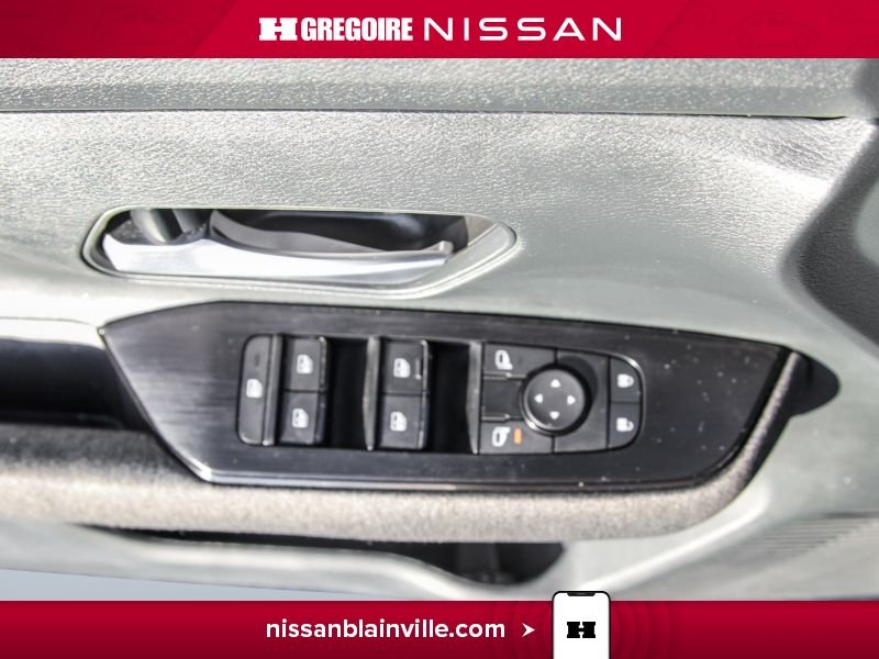 2025 Nissan Kicks Bronze Laval - photo #21