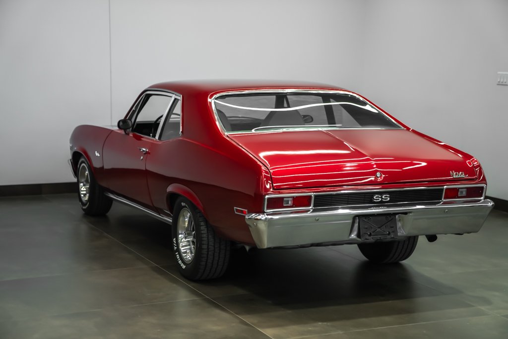 Chevrolet Nova 1972 Rouge Montréal - photo #8