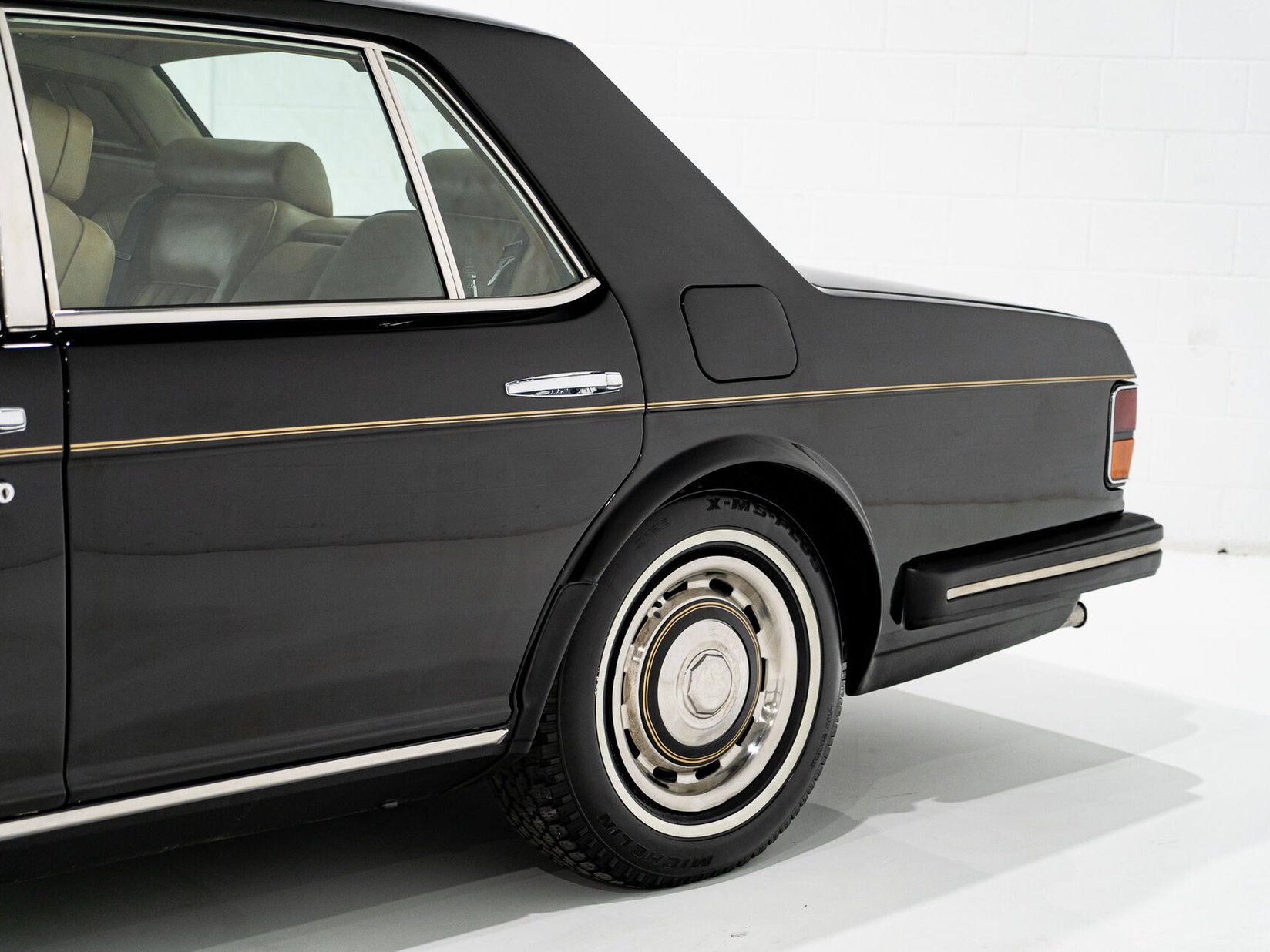 Rolls Royce Silver Spur **PRIX EN USD** 1981 Noir Montréal - photo #36