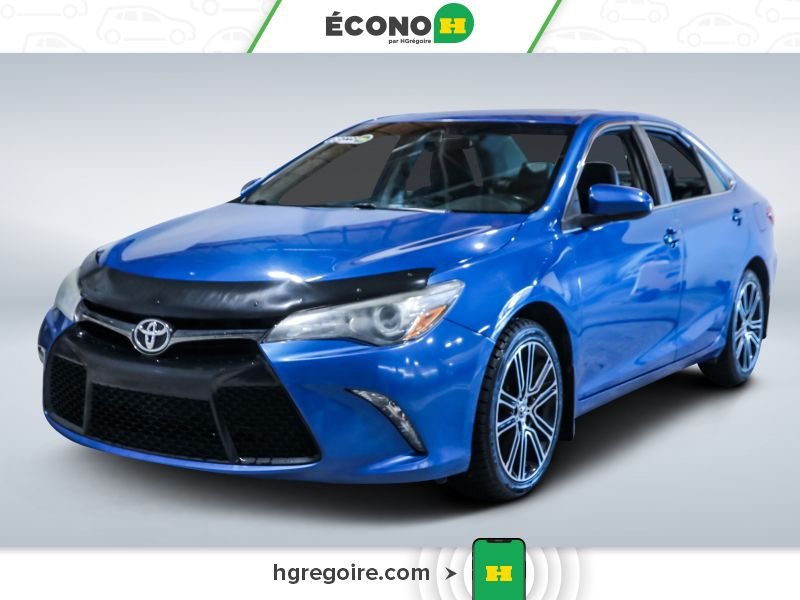 2016 Toyota Camry Blue Saint-Eustache - photo #2