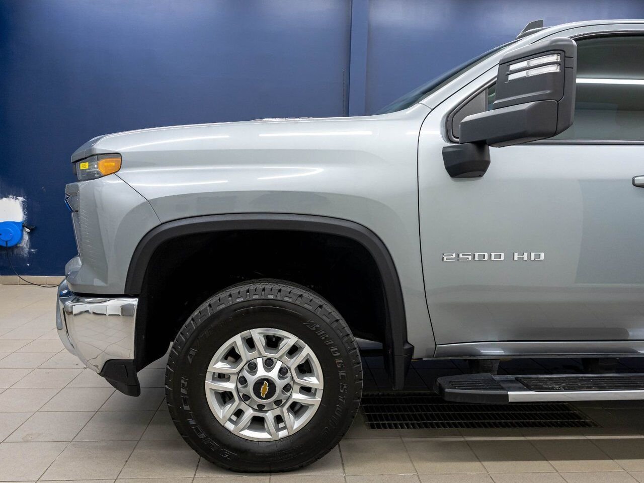 Chevrolet Silverado 2500HD LT CREW 4X4 V8 *NAV* BEDLINER CARPLAY *PNBV 9900* 2024 Gris Saint-Jérôme - photo #31