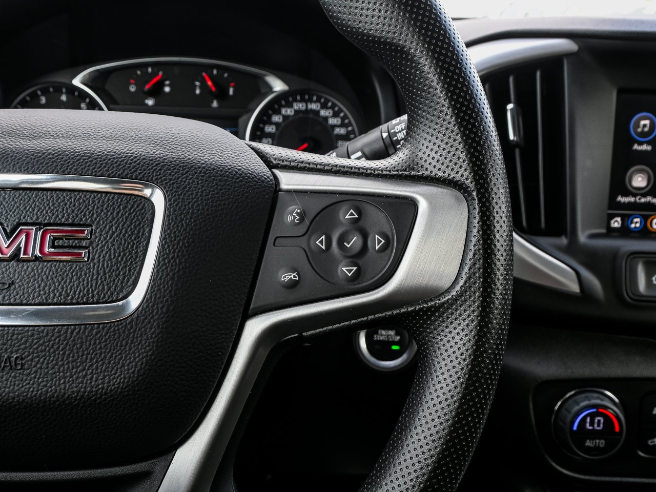 2024 GMC Terrain AWD 4dr SLE Black Sherwood Park - photo #22