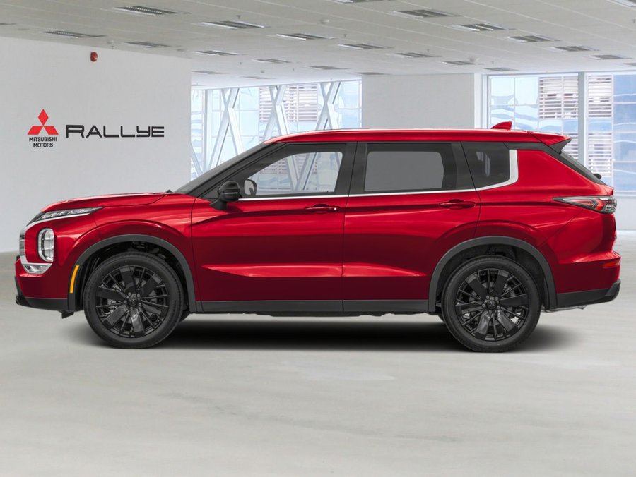 2026 MITSUBISHI Outlander LE Red Diamond