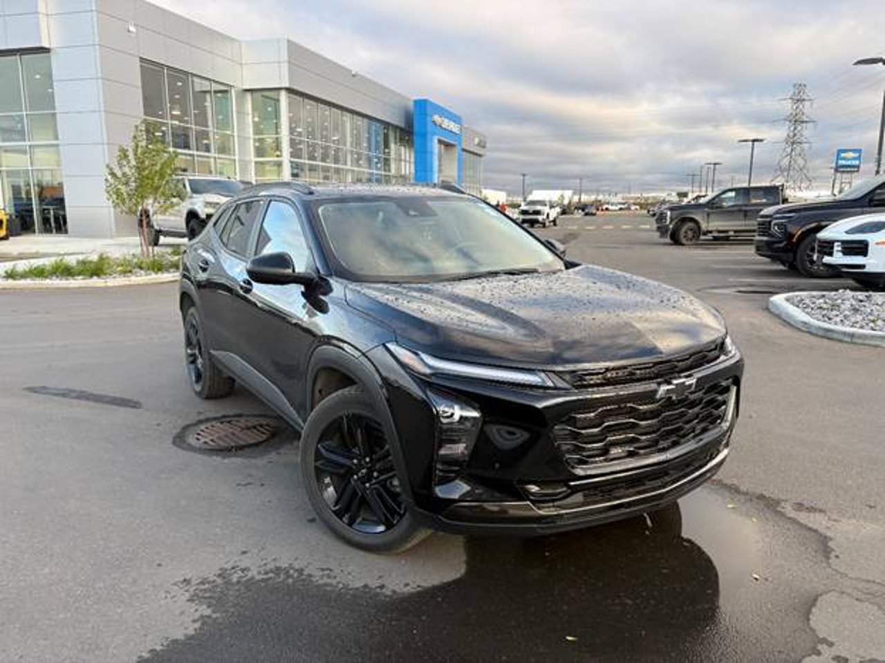 2025 Chevrolet Trax FWD 4dr ACTIV Black Sherwood Park - photo #1