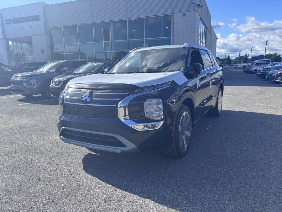Mitsubishi Outlander PHEV GT S-AWC utilitaire sport TI 2026 Noir diamant/toit argent