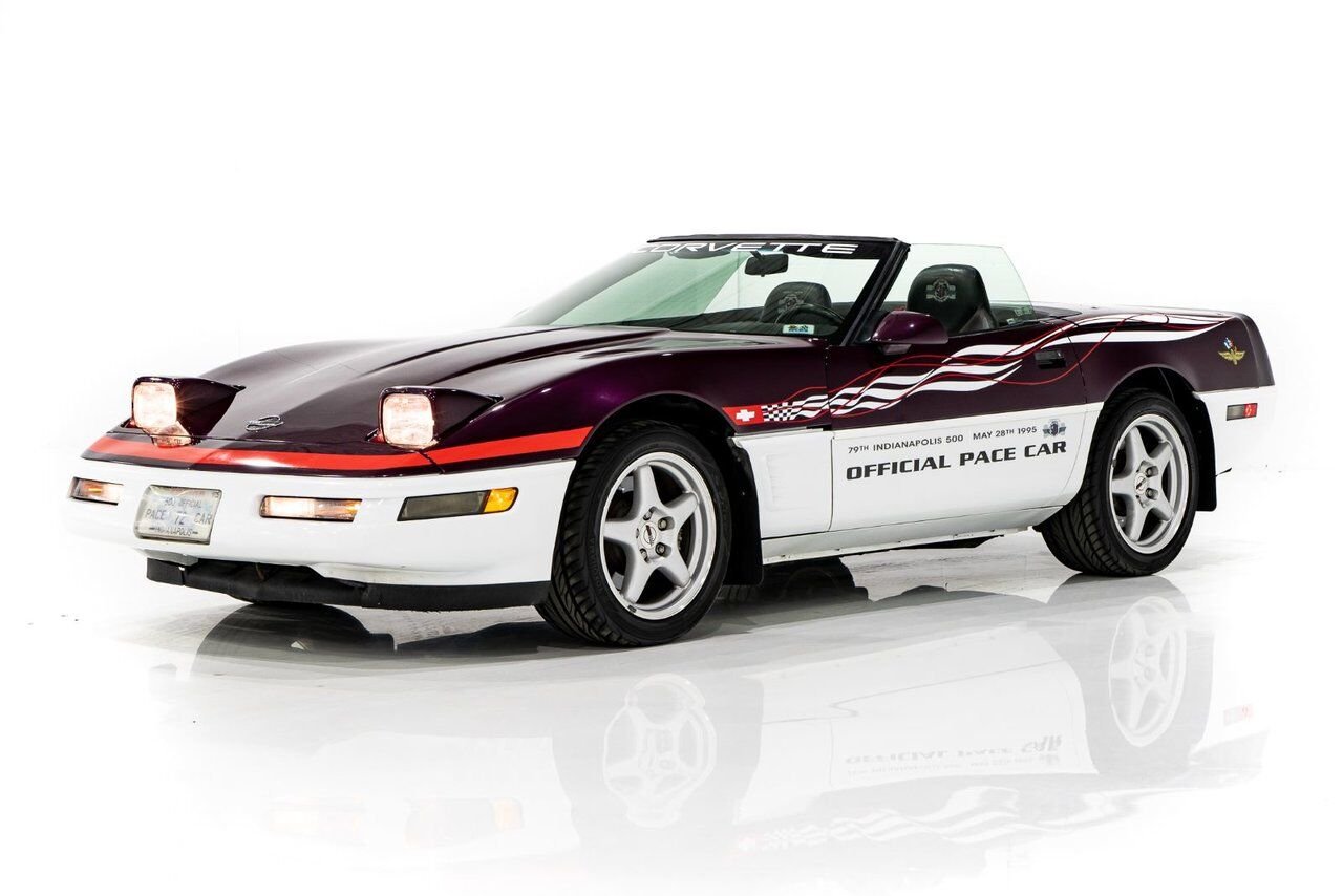 Chevrolet Corvette Convertible Pace Car 1995 Mauve Montréal - photo #0