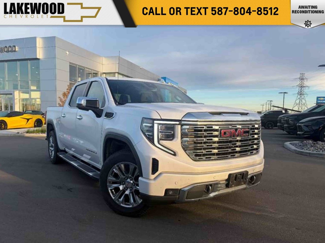 2023 GMC Sierra 1500 4WD Crew Cab 147 Denali White Sherwood Park - photo #0