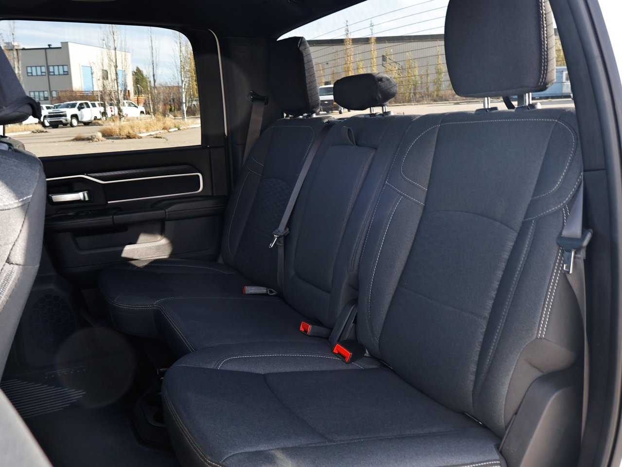2026 Ram 3500 Big Horn 4x4 Crew Cab 8' Box White Sherwood Park - photo #25