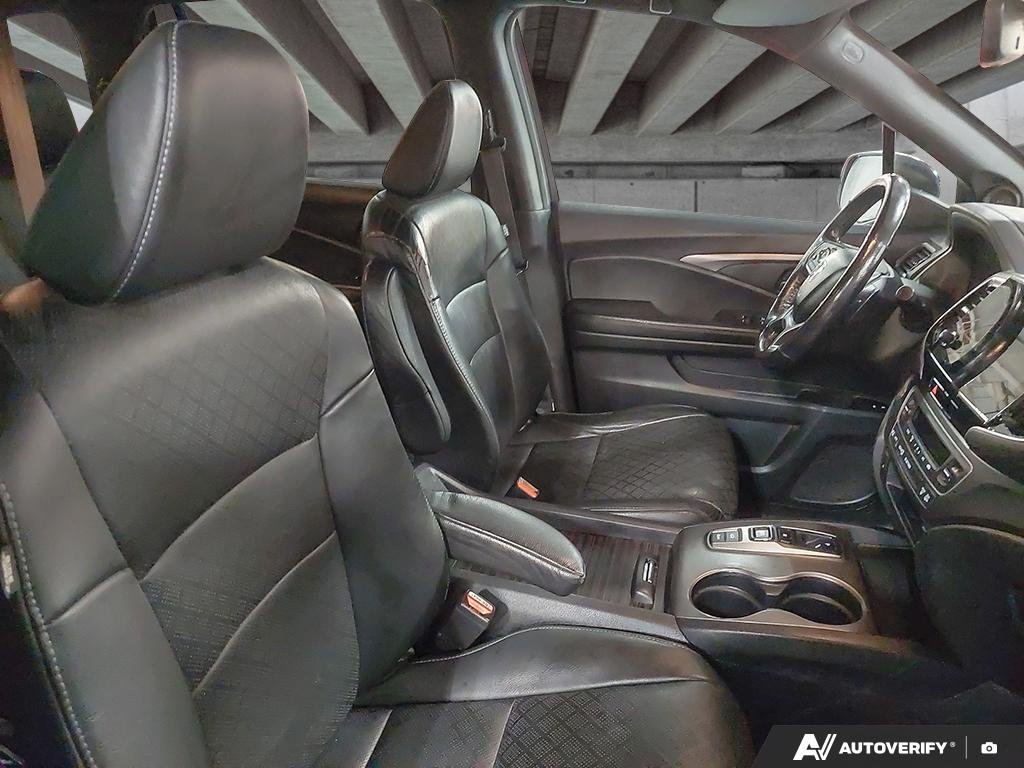 2019 Honda Passport 2601173B | EX-L, well maintained, local one-owner Honda Blue Edmonton - photo #21