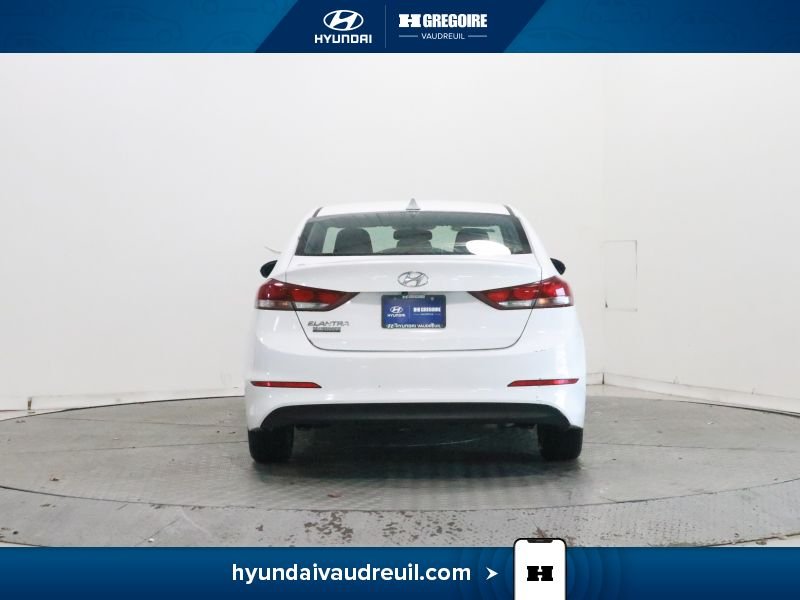 2018 Hyundai Elantra White Saint-Eustache - photo #8