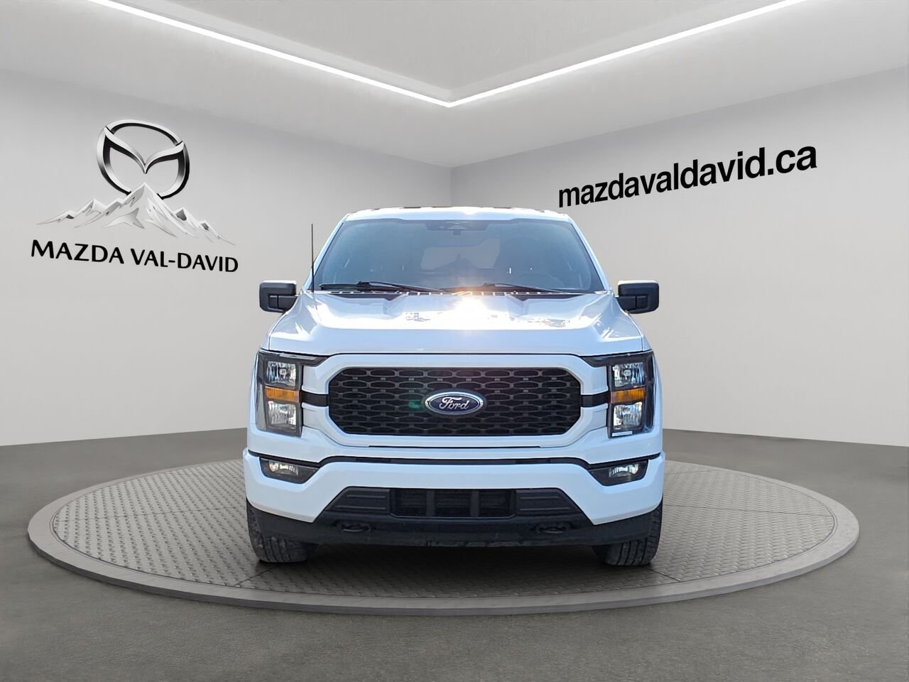 Ford F-150 2023 Blanc Val-David - photo #10