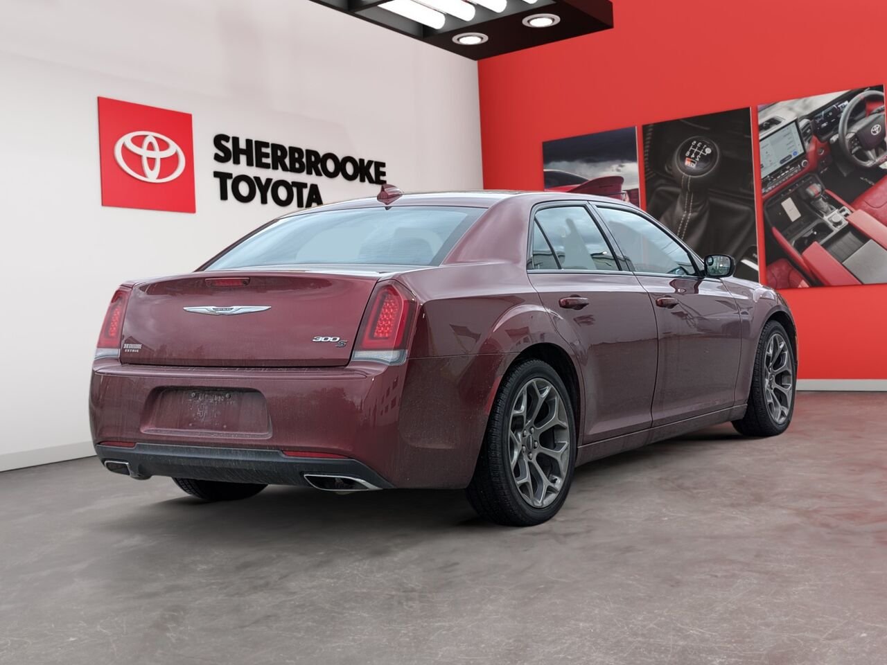 2018 Chrysler 300 2C3CCABGXJH264249 Red Sherbrooke - photo #3