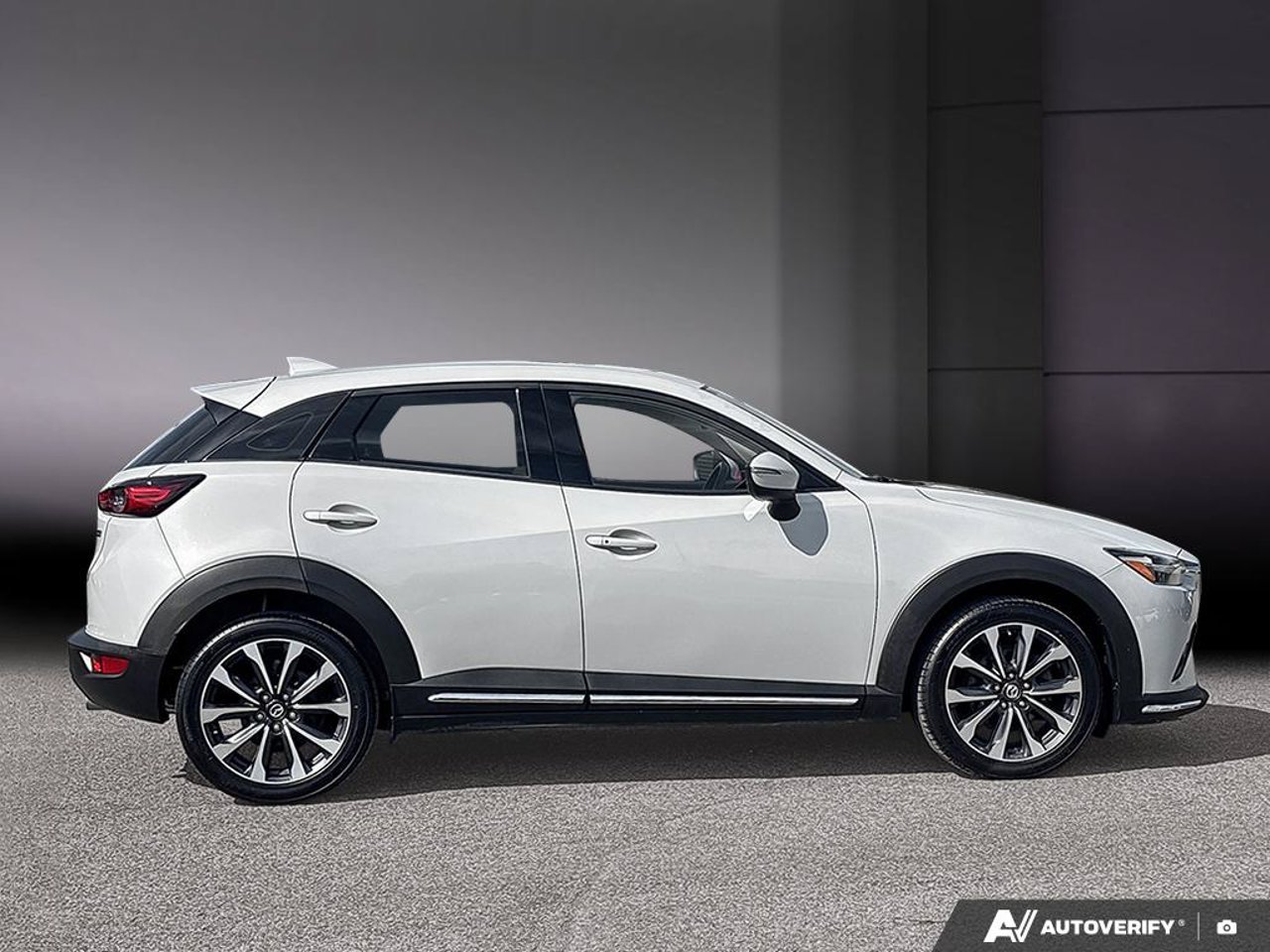 2019 Mazda CX-3 JM1DKFD77K0418242 gray Mirabel - photo #5